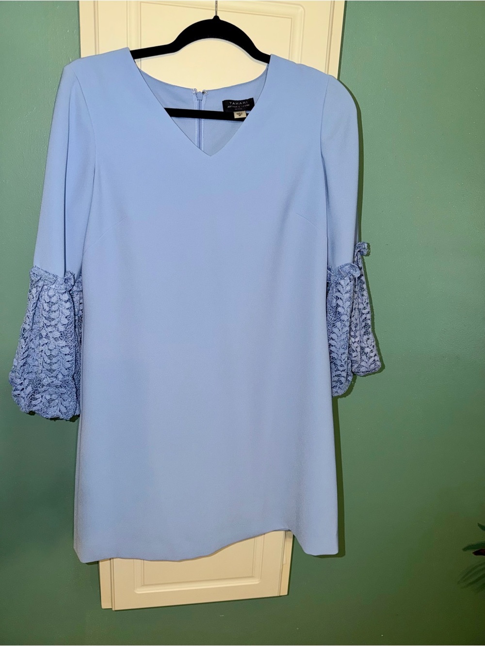 Tahari ASL Powder Blue V-Neck Shift Dress with Lace Bell Sleeves